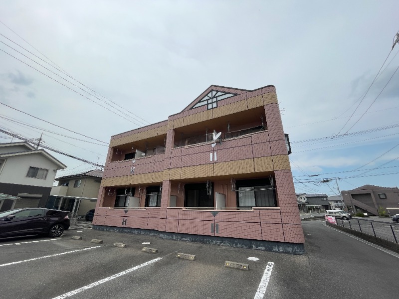 建物外観　外観写真（昼）