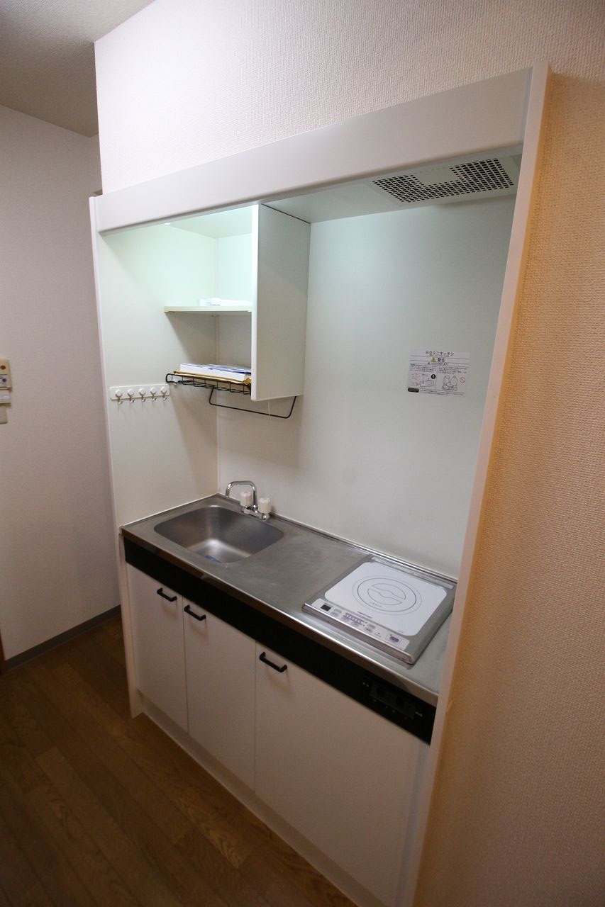 キッチン　別の部屋の写真です