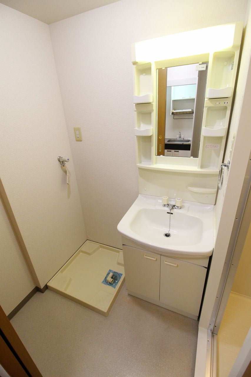 洗面設備　別の部屋の写真です