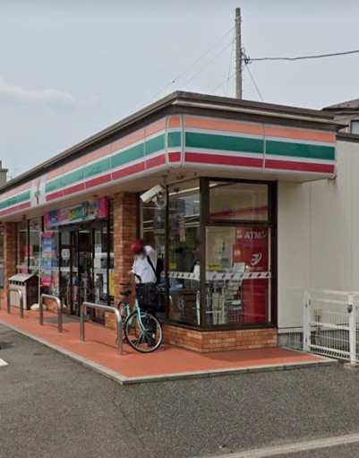 コンビニ　セブンイレブン蕨錦町2丁目店（コンビニ）まで553m