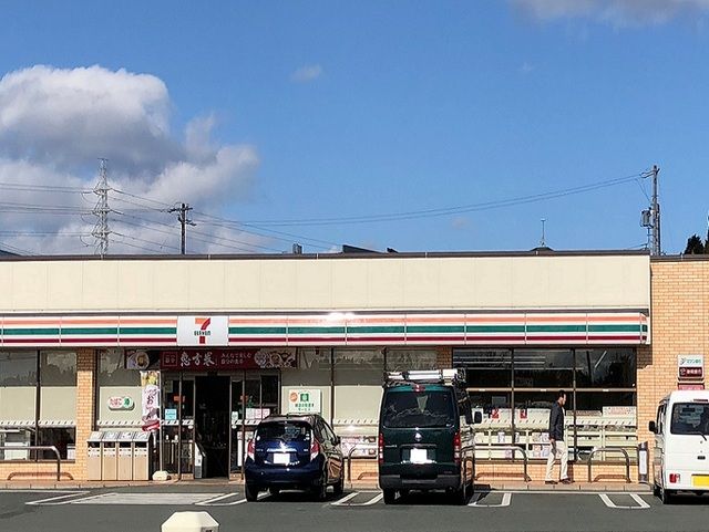 コンビニ　セブンイレブン浜松桜台４丁目店（コンビニ）まで1100m