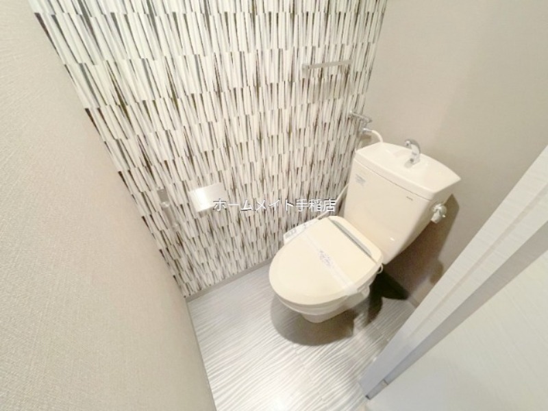 トイレ　ウォシュレット付きで快適な環境です♪