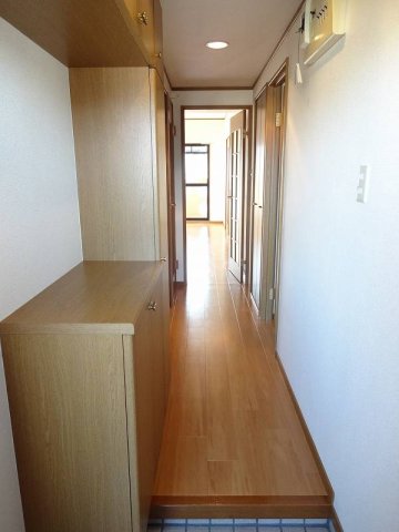 玄関　ゆったりとした玄関です