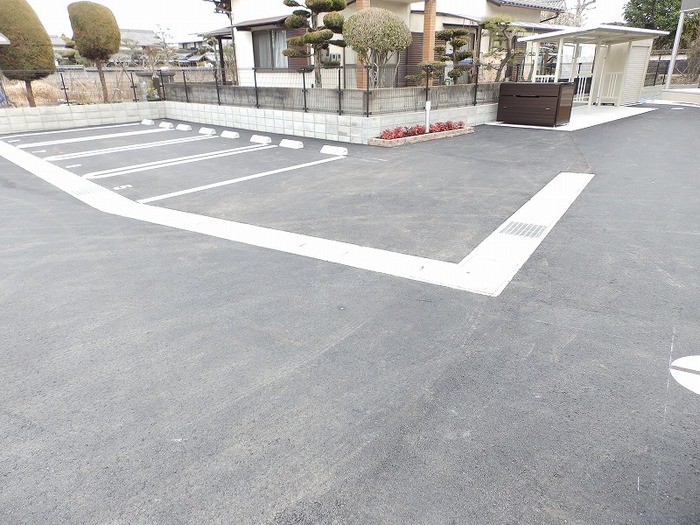 駐車場　駐車場☆