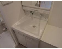 洗面設備　※別部屋の参考写真です。