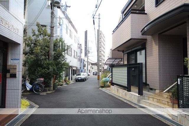 その他　岡町駅（その他）まで550m