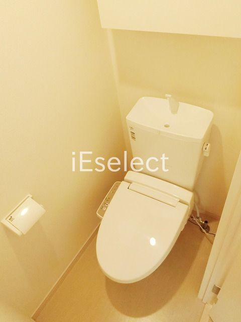 トイレ　洗浄機能付きのトイレです