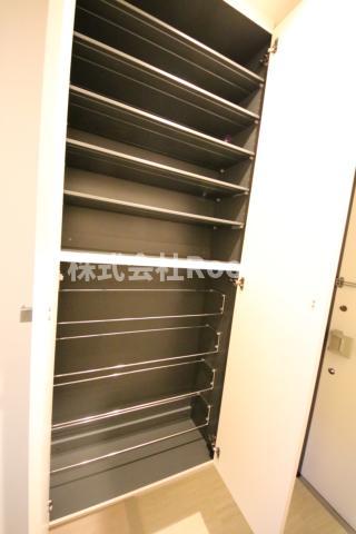 玄関　シンプルで使いやすい玄関です