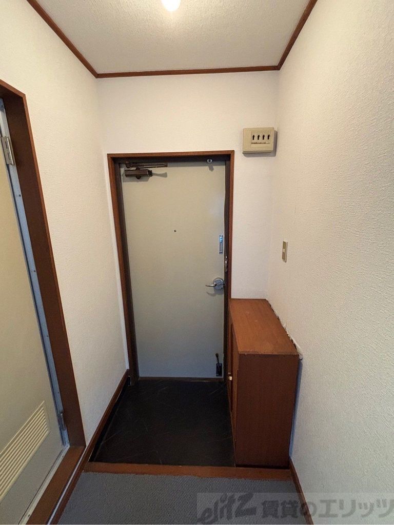 玄関　玄関