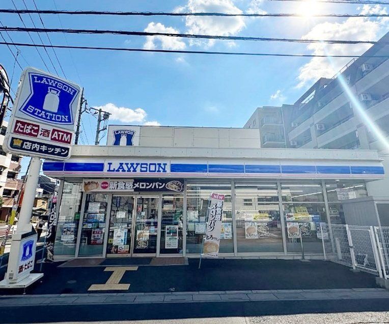 コンビニ　ローソン越谷赤山町一丁目店（コンビニ）まで180m