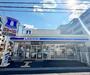 コンビニ　ローソン越谷赤山町一丁目店（コンビニ）まで180m