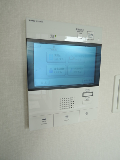 セキュリティ　★来客者が一目で分かるカラーモニターホン★