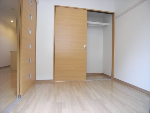 居室・リビング　洋室（同型タイプ写真）