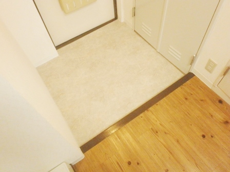 玄関　※別部屋写真