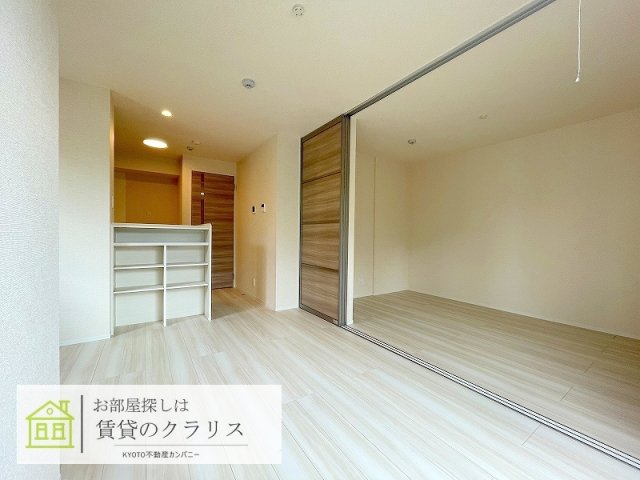 エヌズコートの居間写真