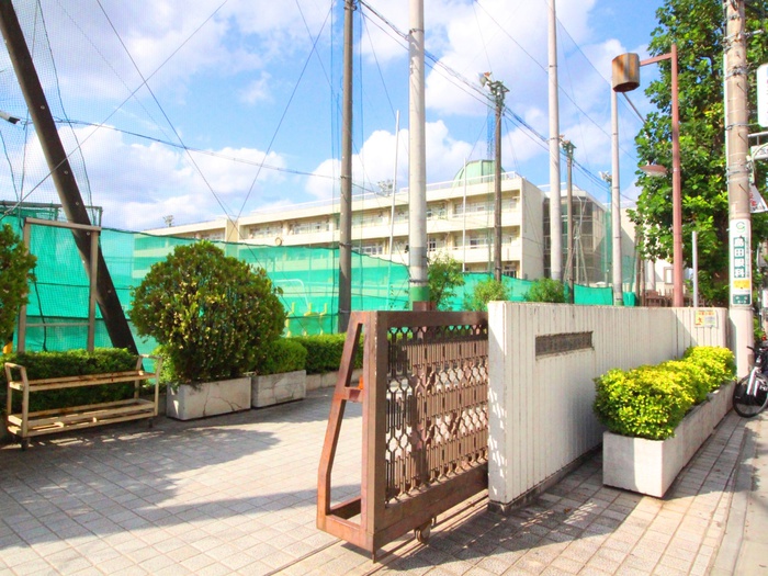 高校・高専　東京都立小山台高等学校（高校・高専）まで400m