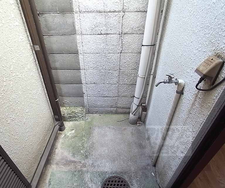 その他部屋・スペース　室外洗濯機置き場