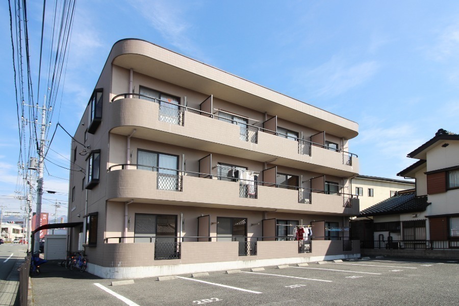 建物外観　日当たり良好