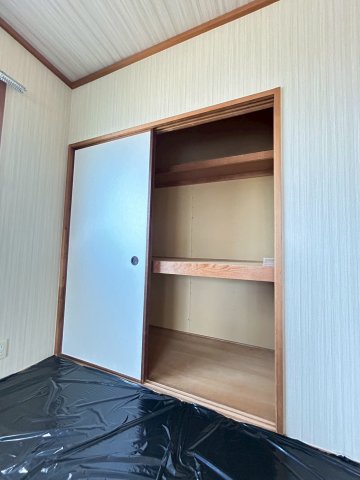 収納　同物件、別号室の写真です。