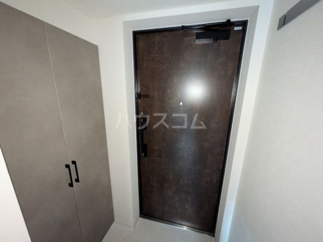 プレイズシード浄心アセントの玄関写真