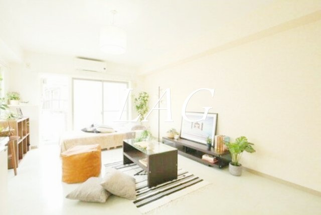 居室・リビング　洋室のお部屋です。※小物はイメージです。