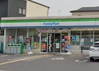 コンビニ　ファミリーマート戸田笹目二丁目店（コンビニ）まで292m
