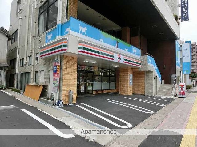 コンビニ　セブンイレブン鹿児島鴨池１丁目店（コンビニ）まで244m
