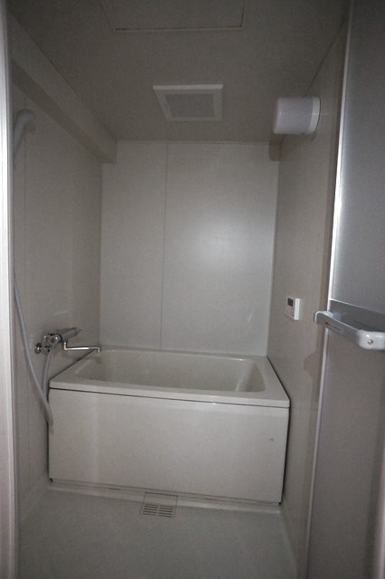 バス・シャワールーム　※同タイプ間取　別部屋参考写真