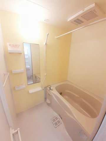 バス・シャワールーム　日々の疲れを癒すお風呂付です