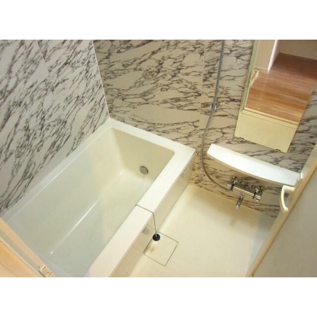 バス・シャワールーム　疲れた時はごゆっくりおくつろぎください※写真転用