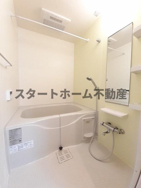 バス・シャワールーム　きれいなお風呂です
