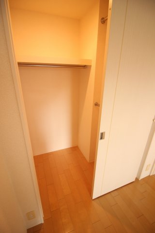 収納　別タイプ参考写真　パークアクシス大塚　豊島区北大塚2