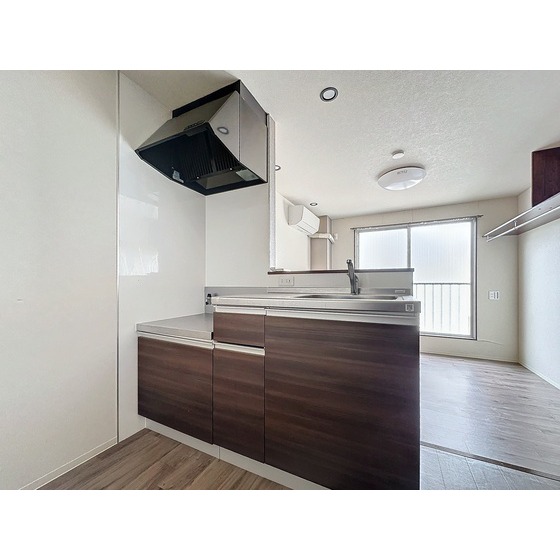 キッチン　※他のお部屋のお写真となります。