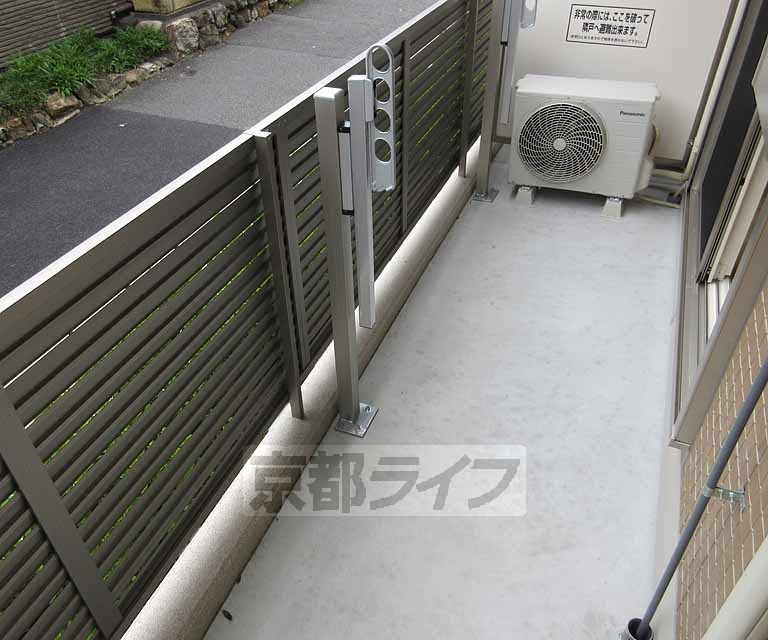 バルコニー　洗濯物沢山干せます。
