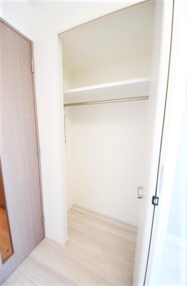 収納　同建物別部屋写真