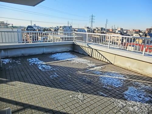 その他設備　ルーフバルコニー付き最上階
