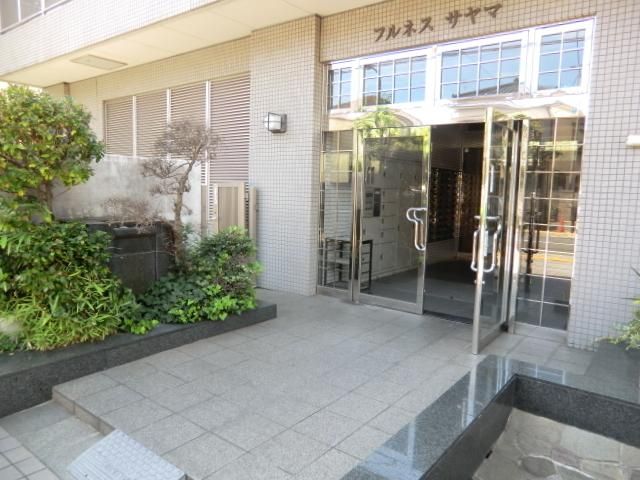エントランス　オートロック付エントランス