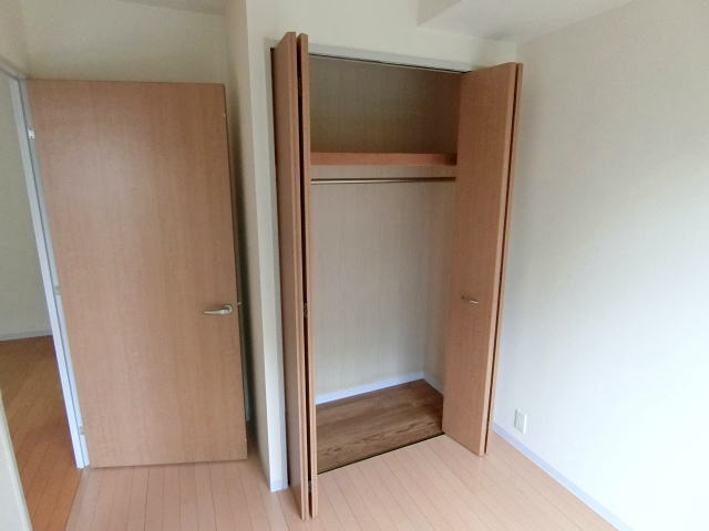 収納　洋室2のクローゼット