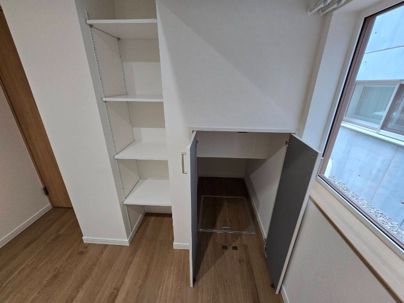収納　収納もバッチリあるのでお部屋が片付きますよ！