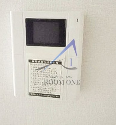 セキュリティ　モニター付きインターホンです。