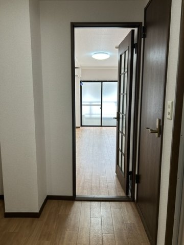 玄関　室内