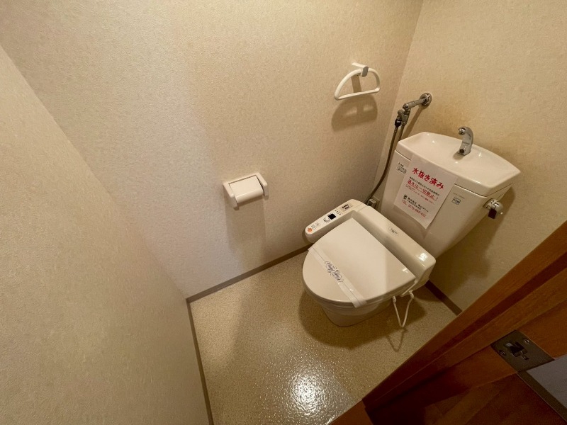トイレ　清潔感があり安心して使用できるトイレになっておりました。