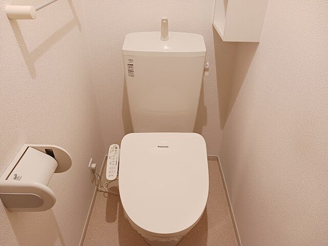 トイレ　トイレもきれいです