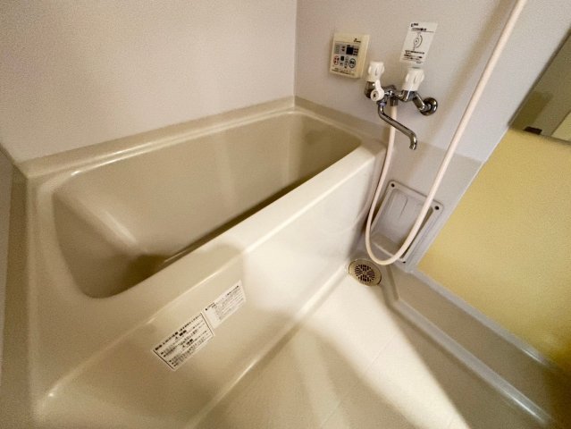 バス・シャワールーム　詳細は、RISUMO江坂本店までお問合せください♪