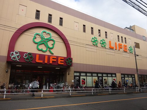 スーパー　ライフ経堂店（スーパー）まで392m