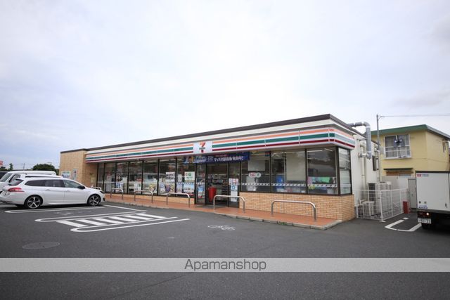 コンビニ　セブンイレブン（コンビニ）まで144m