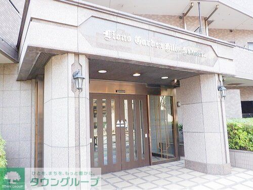 エントランス　エントランス