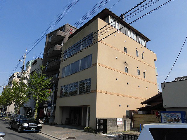 北山アトリエビルの外観写真