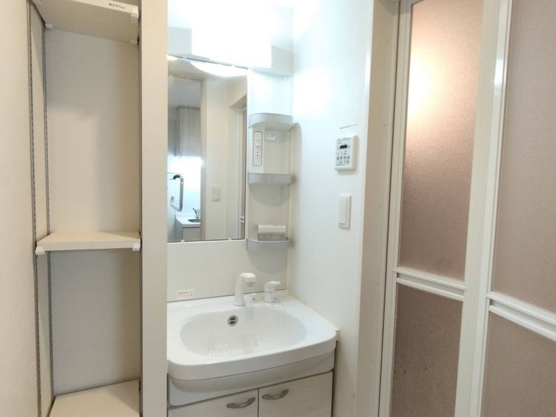 洗面設備　同物件別部屋写真