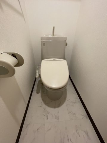 トイレ　別部屋参考写真